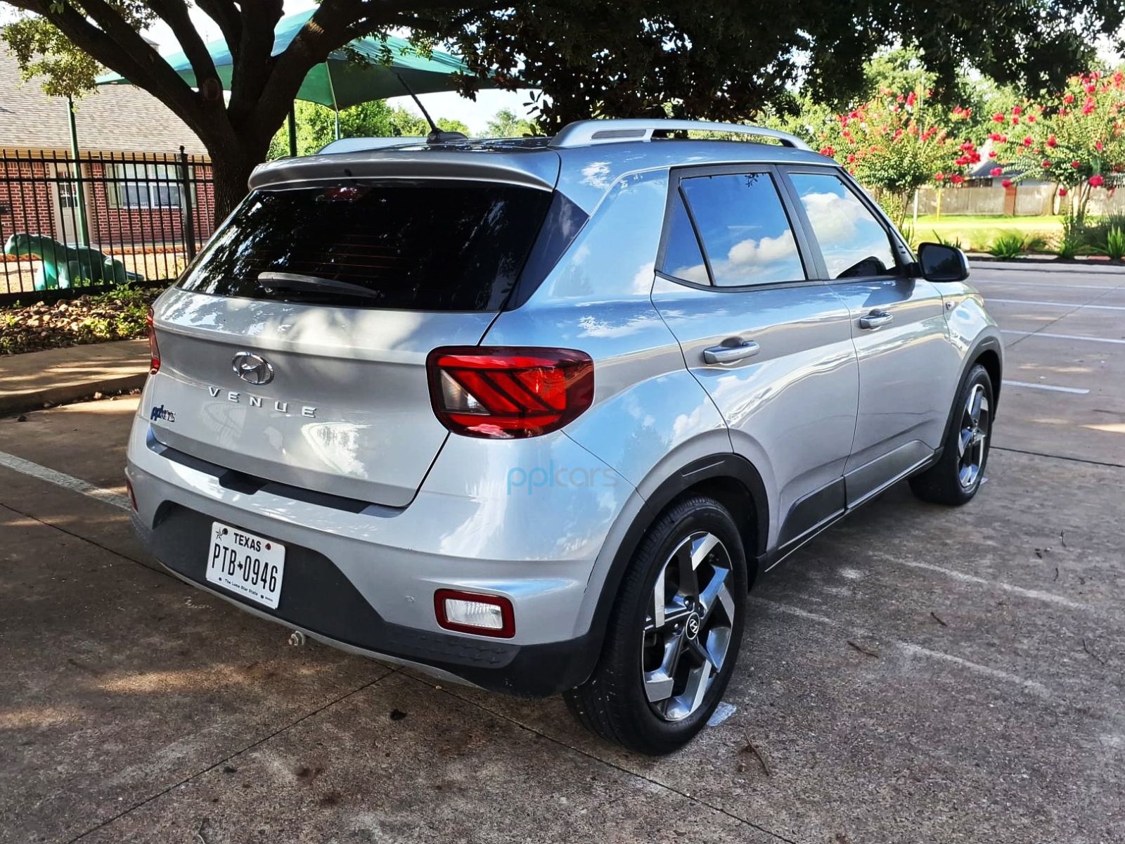 Make Hyundai
