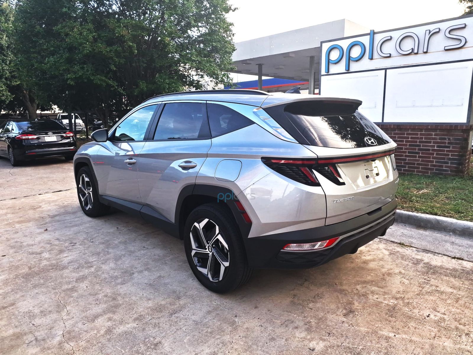Make Hyundai